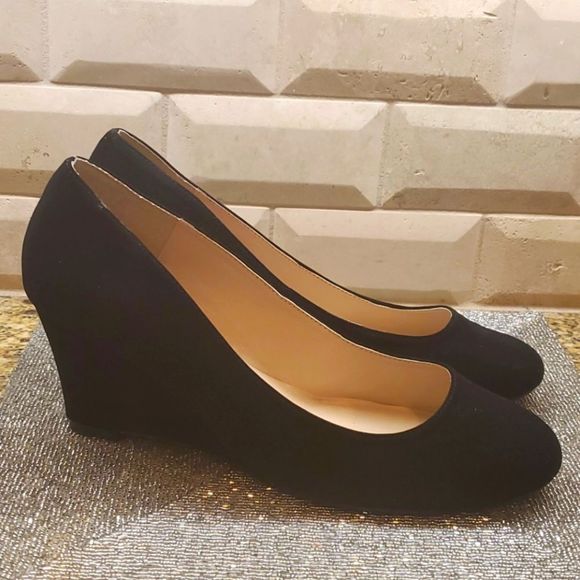 SOLD!! PLEASER Kimberly Faux Suede Wedge - Size 11 - Picture 1 of 7